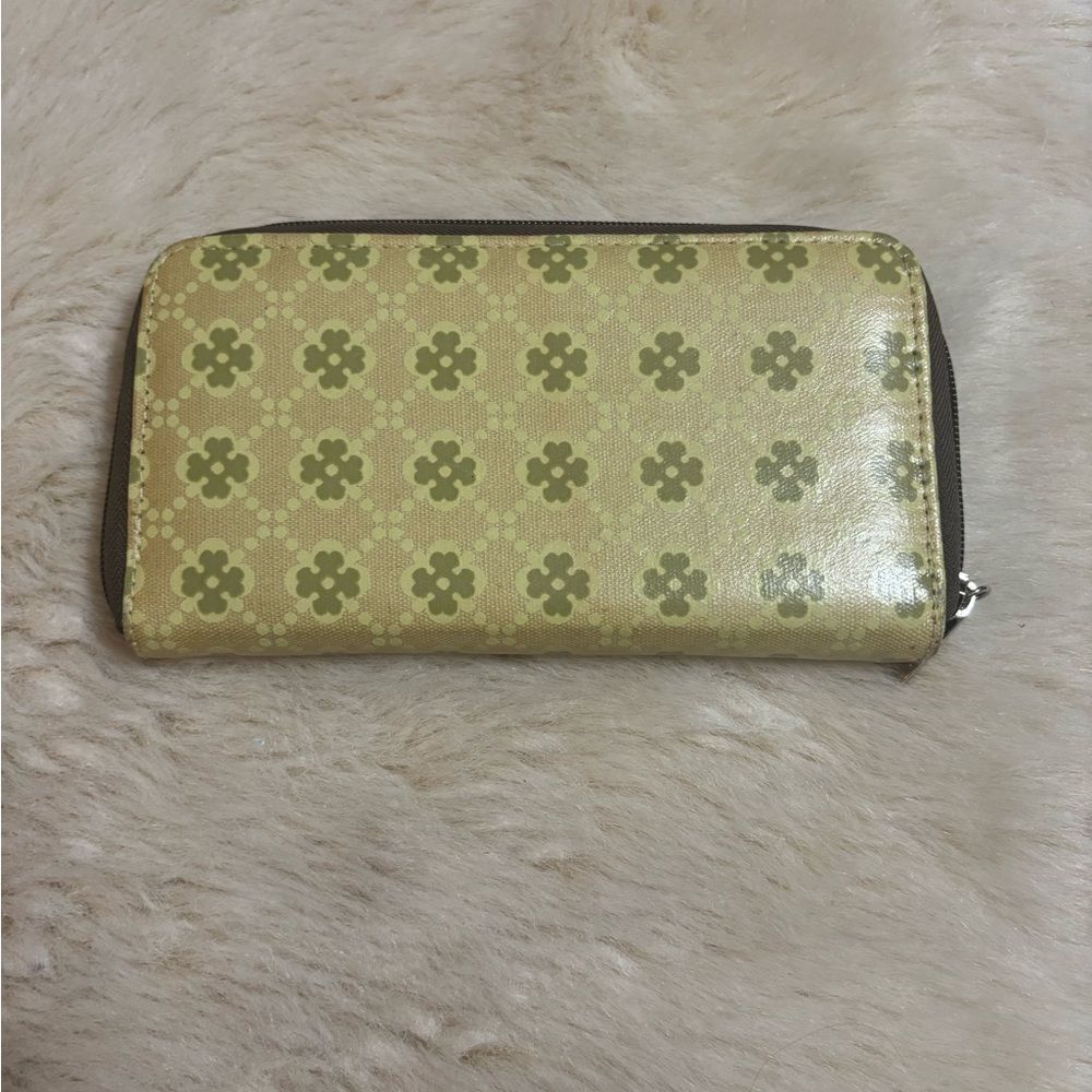 Jane Marvel Floral Gold and Green Wallet - Picture 3 of 5